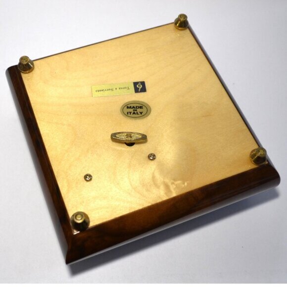 Music Box With Minnie Mouse On Lid Lacquer Finish Made In Italy - Picture 6 of 9